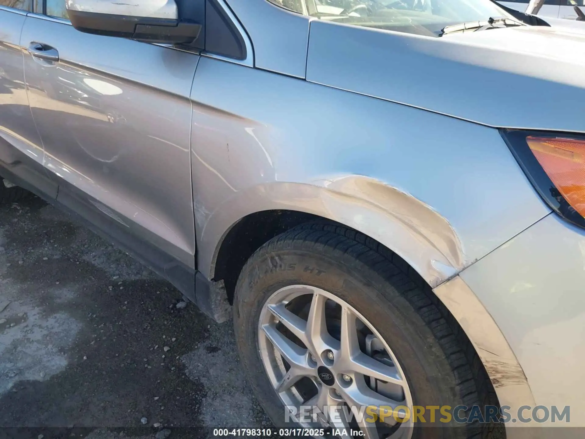 6 Photograph of a damaged car 2FMPK4J9XPBA38501 FORD EDGE 2023