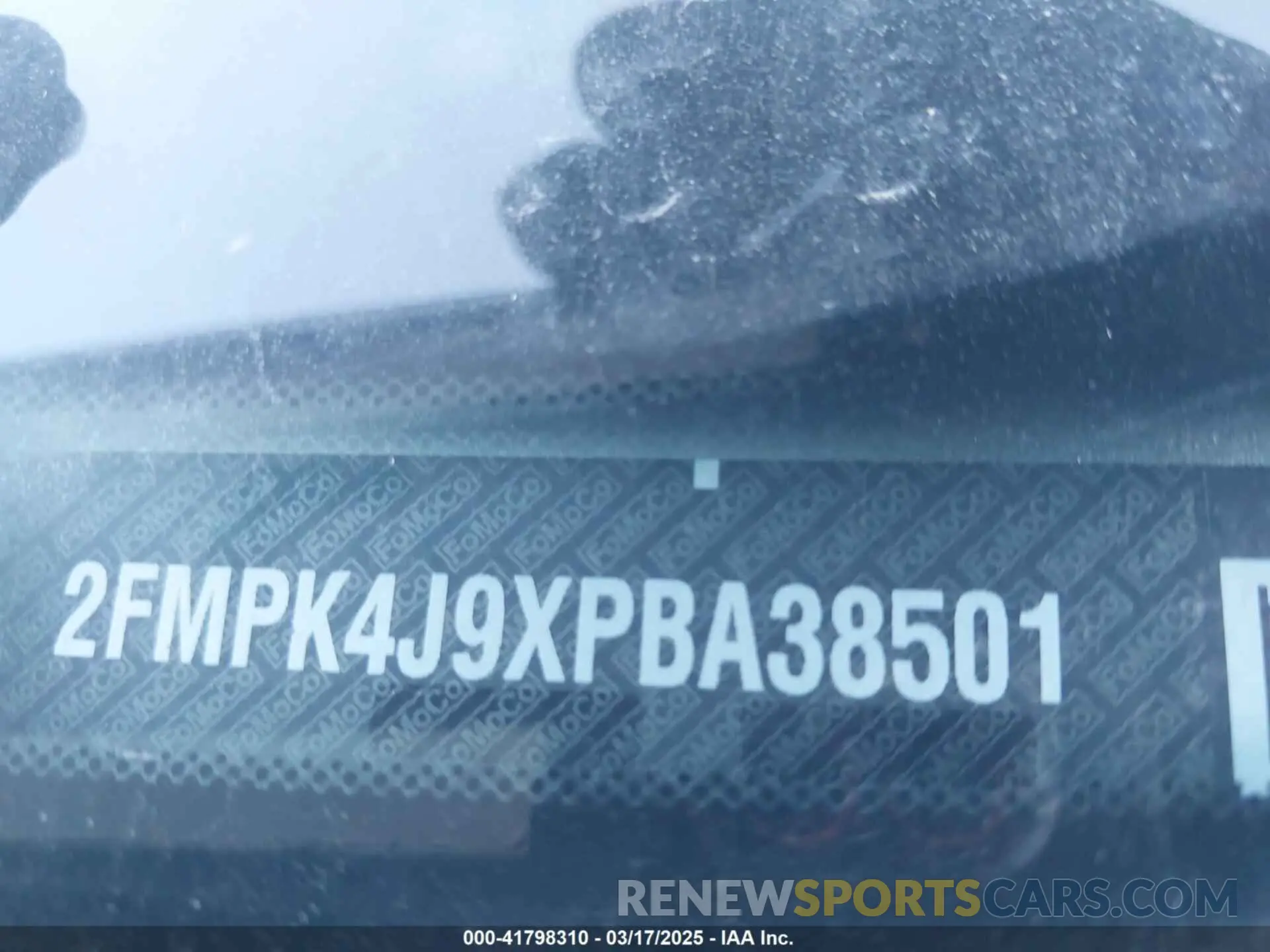9 Photograph of a damaged car 2FMPK4J9XPBA38501 FORD EDGE 2023