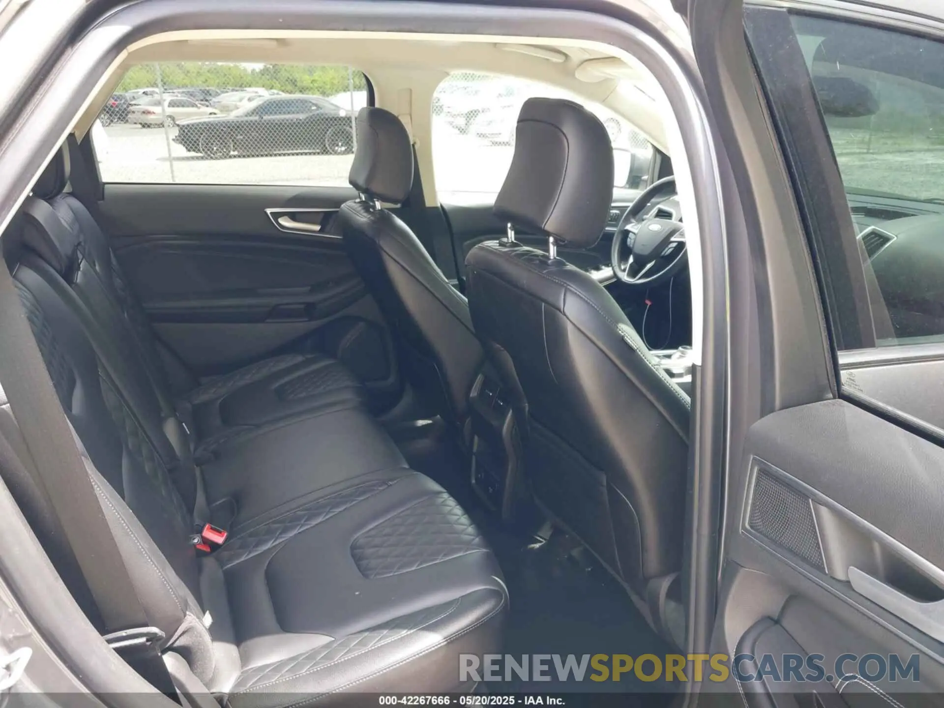 8 Фотография поврежденного автомобиля 2FMPK4K96PBA45251 FORD EDGE 2023