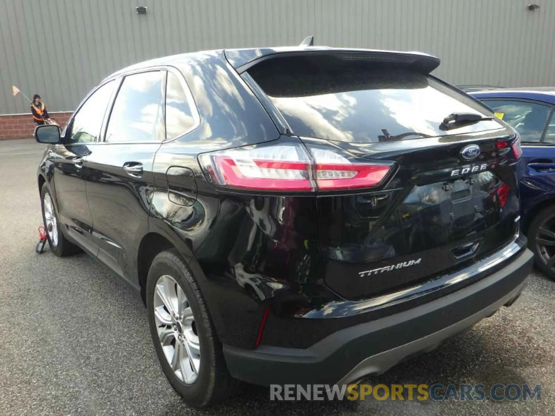 12 Photograph of a damaged car 2FMPK4K9XPBA60187 FORD EDGE 2023