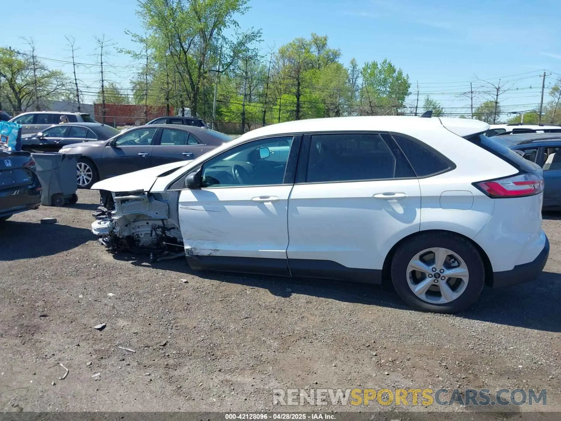 14 Photograph of a damaged car 2FMPK4G90RBB24765 FORD EDGE 2024