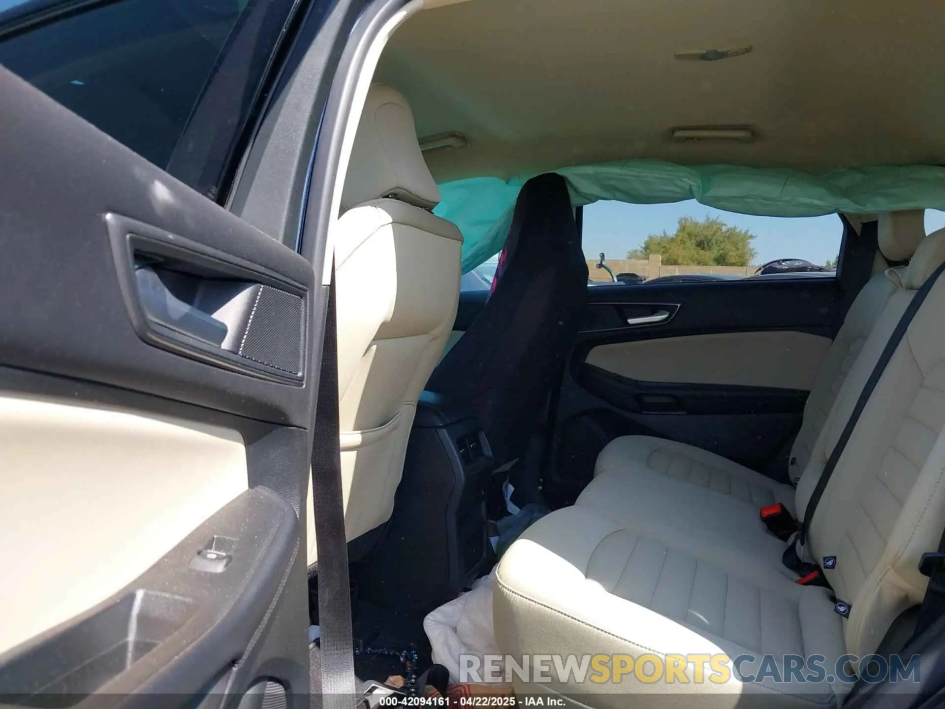8 Фотография поврежденного автомобиля 2FMPK4G92RBA56257 FORD EDGE 2024