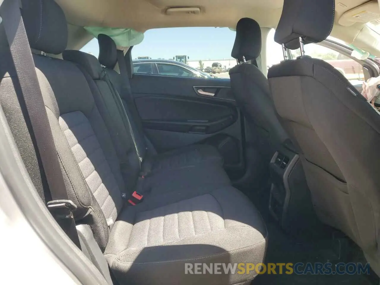 11 Photograph of a damaged car 2FMPK4G92RBB26985 FORD EDGE 2024