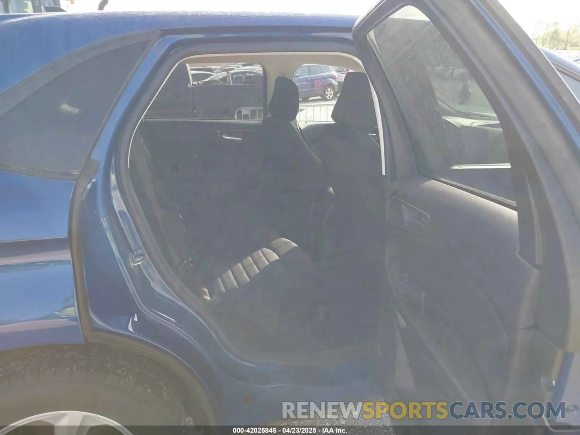 8 Photograph of a damaged car 2FMPK4G93RBA19069 FORD EDGE 2024