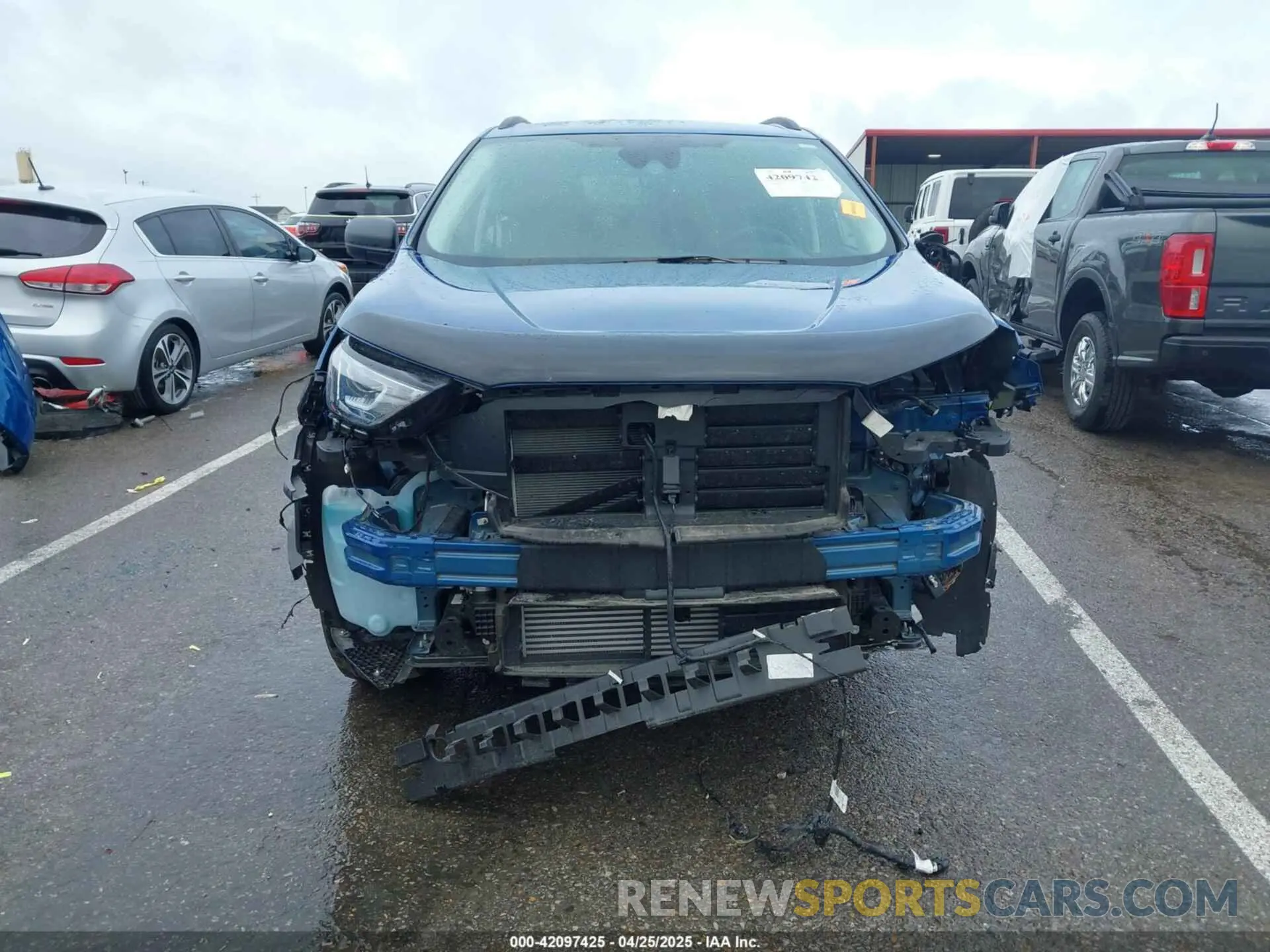 13 Photograph of a damaged car 2FMPK4G93RBA72662 FORD EDGE 2024