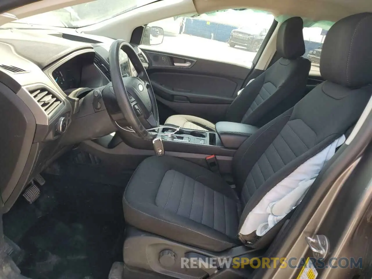 7 Photograph of a damaged car 2FMPK4G94RBA33952 FORD EDGE 2024
