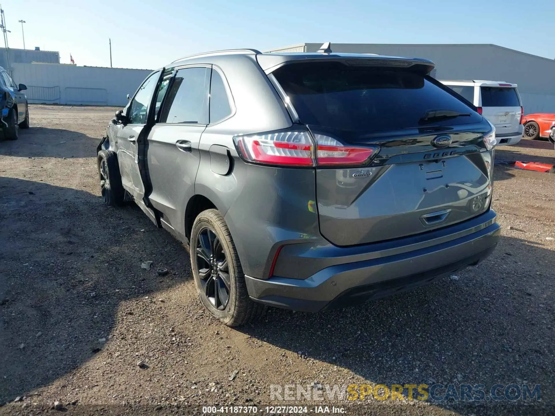 3 Фотография поврежденного автомобиля 2FMPK4G95RBA65891 FORD EDGE 2024
