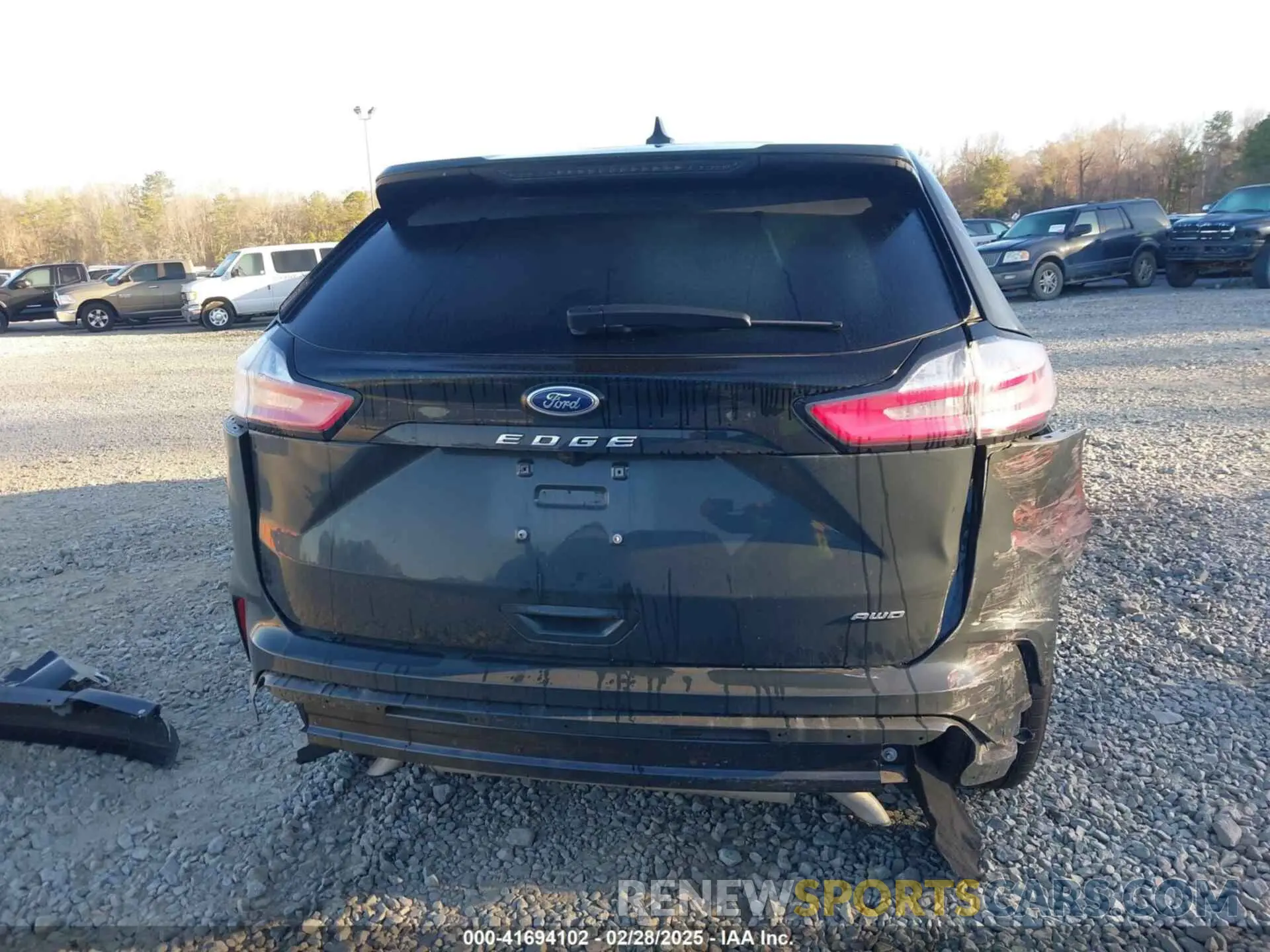 17 Photograph of a damaged car 2FMPK4G99RBB24148 FORD EDGE 2024