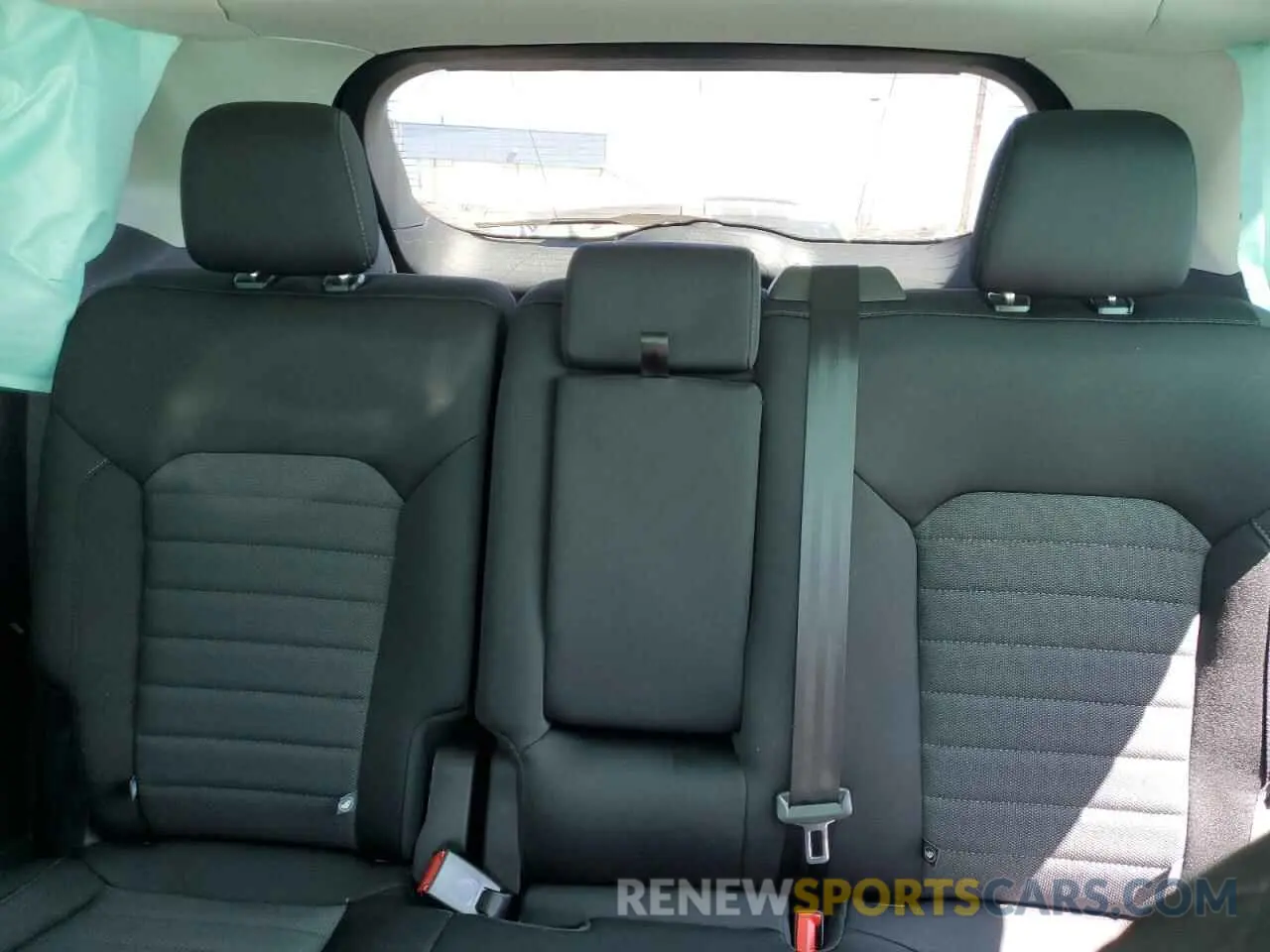 10 Photograph of a damaged car 2FMPK4G9XRBA82721 FORD EDGE 2024