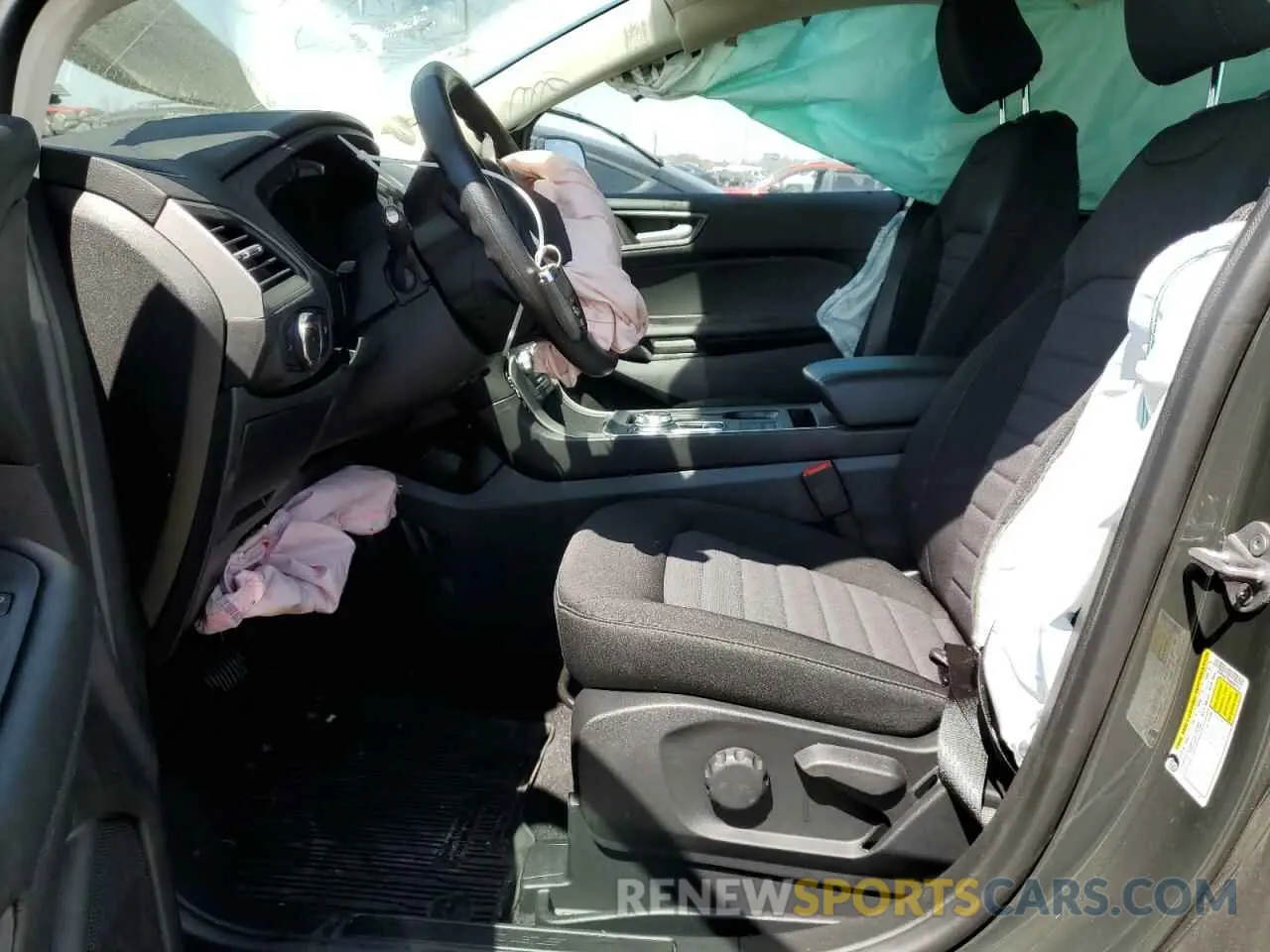 7 Photograph of a damaged car 2FMPK4G9XRBA82721 FORD EDGE 2024
