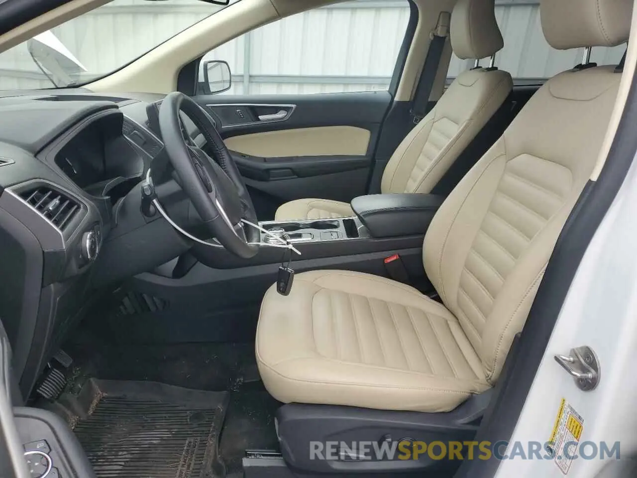 7 Фотография поврежденного автомобиля 2FMPK4J90RBA35500 FORD EDGE 2024