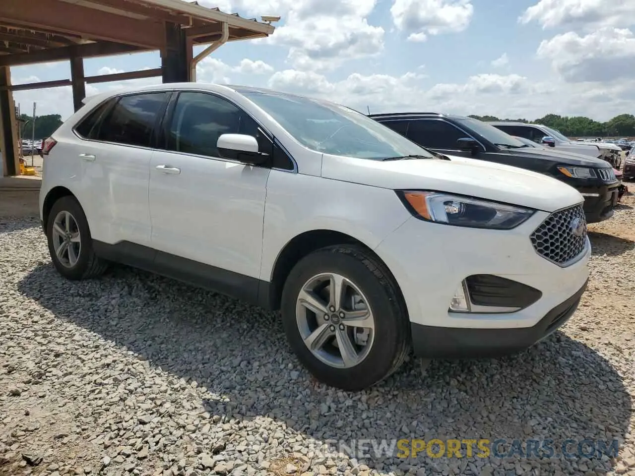 4 Photograph of a damaged car 2FMPK4J90RBA65614 FORD EDGE 2024