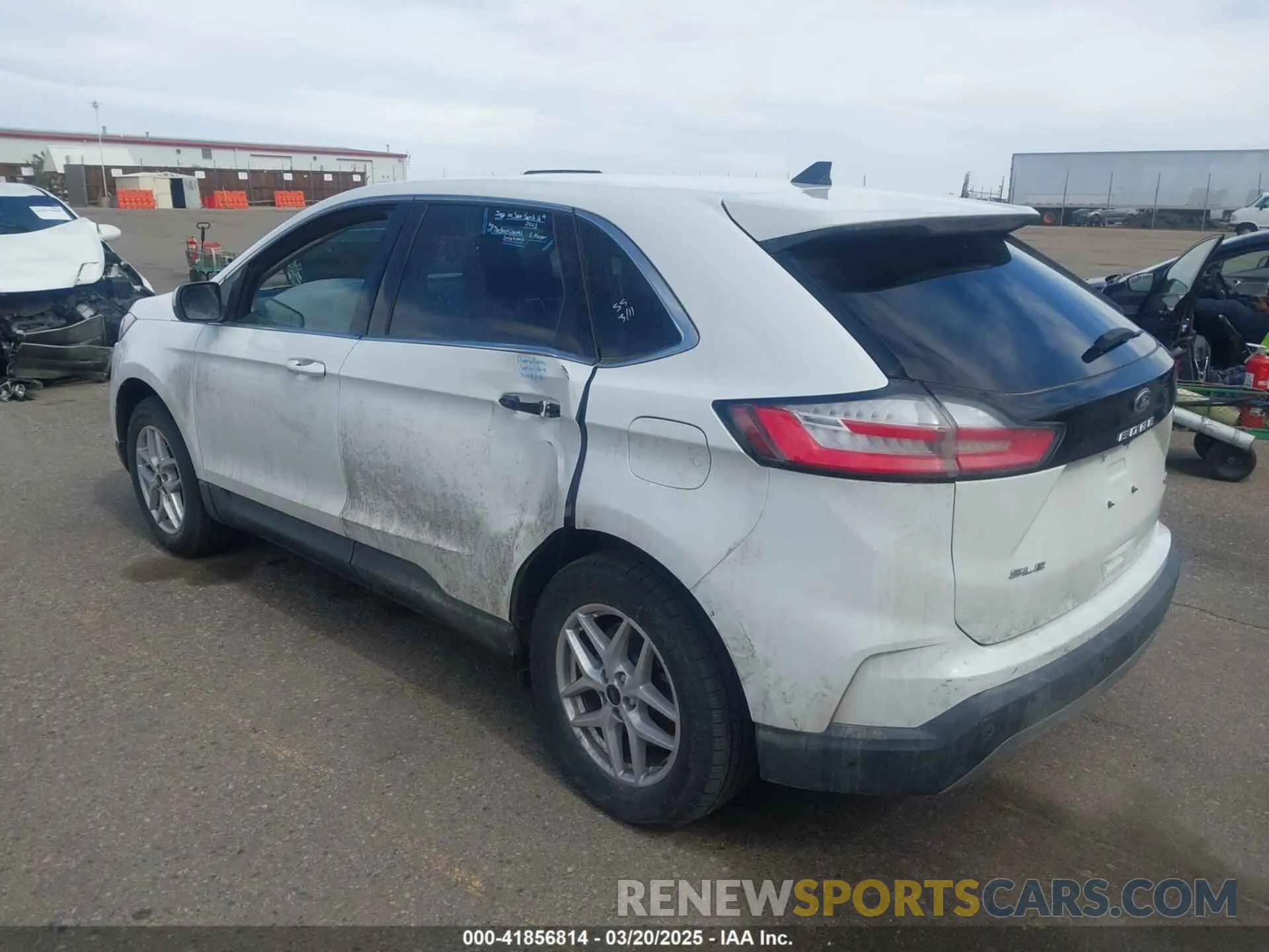 3 Фотография поврежденного автомобиля 2FMPK4J90RBA67525 FORD EDGE 2024