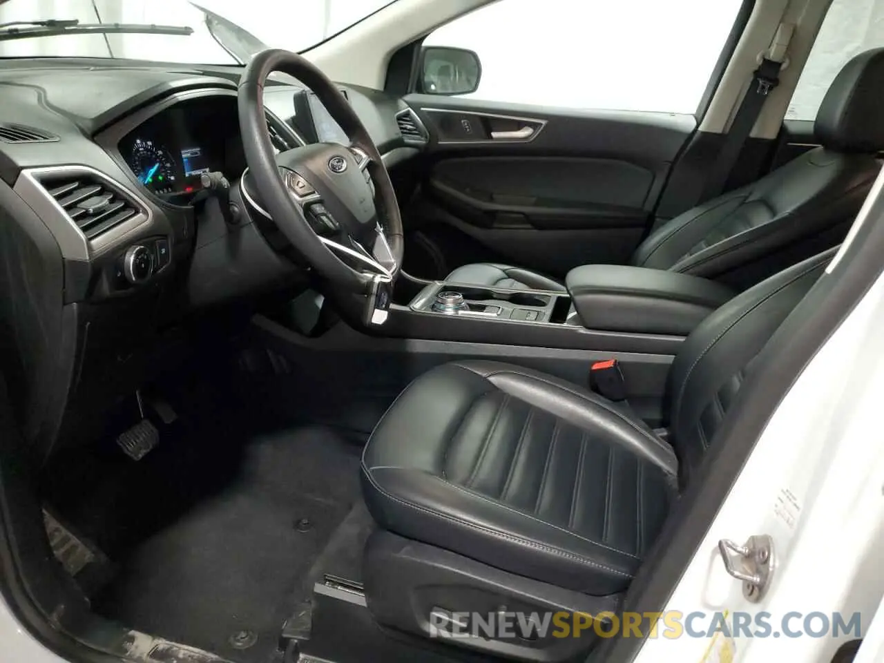 7 Фотография поврежденного автомобиля 2FMPK4J90RBA77620 FORD EDGE 2024