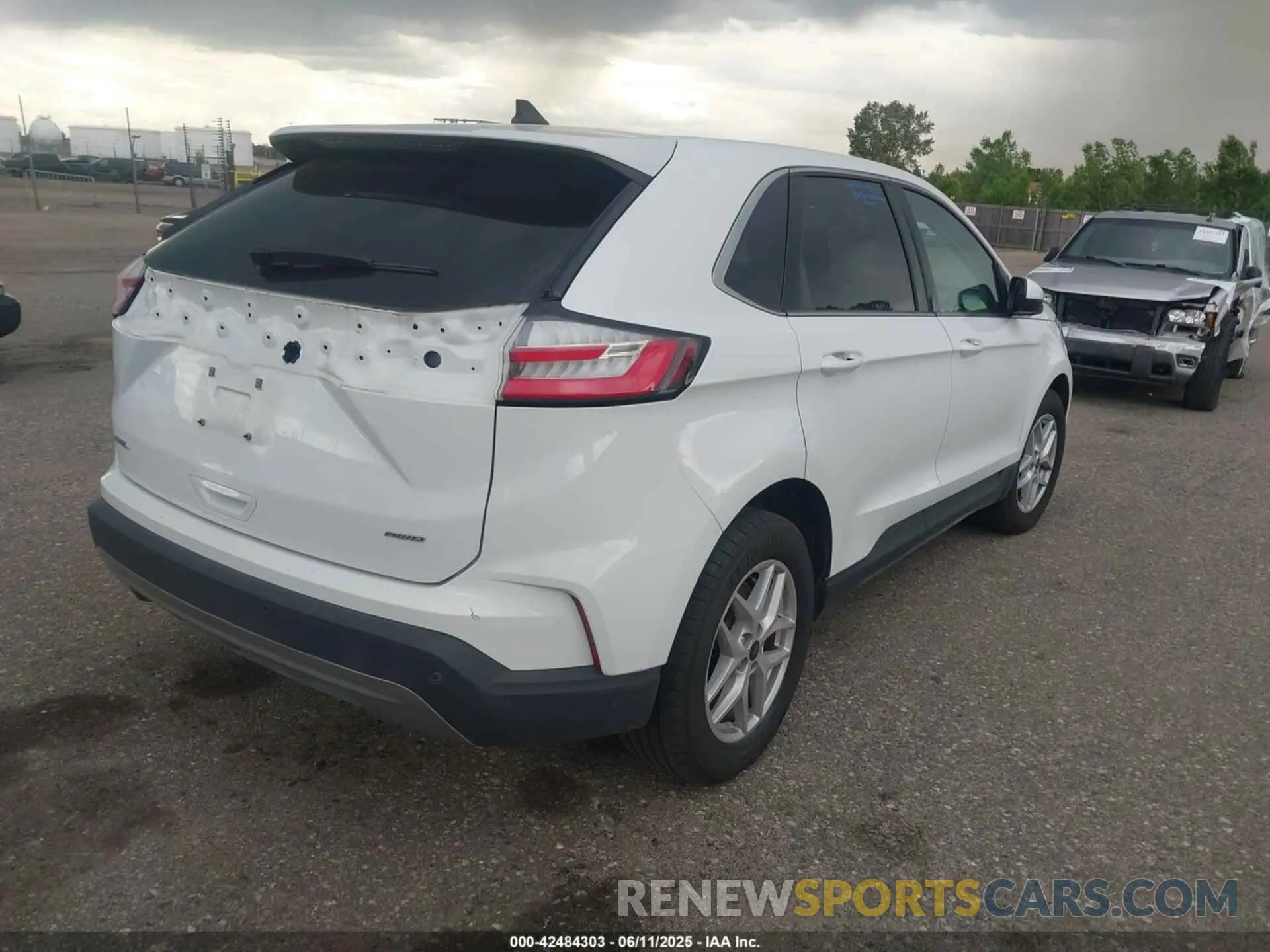 4 Фотография поврежденного автомобиля 2FMPK4J90RBA77889 FORD EDGE 2024