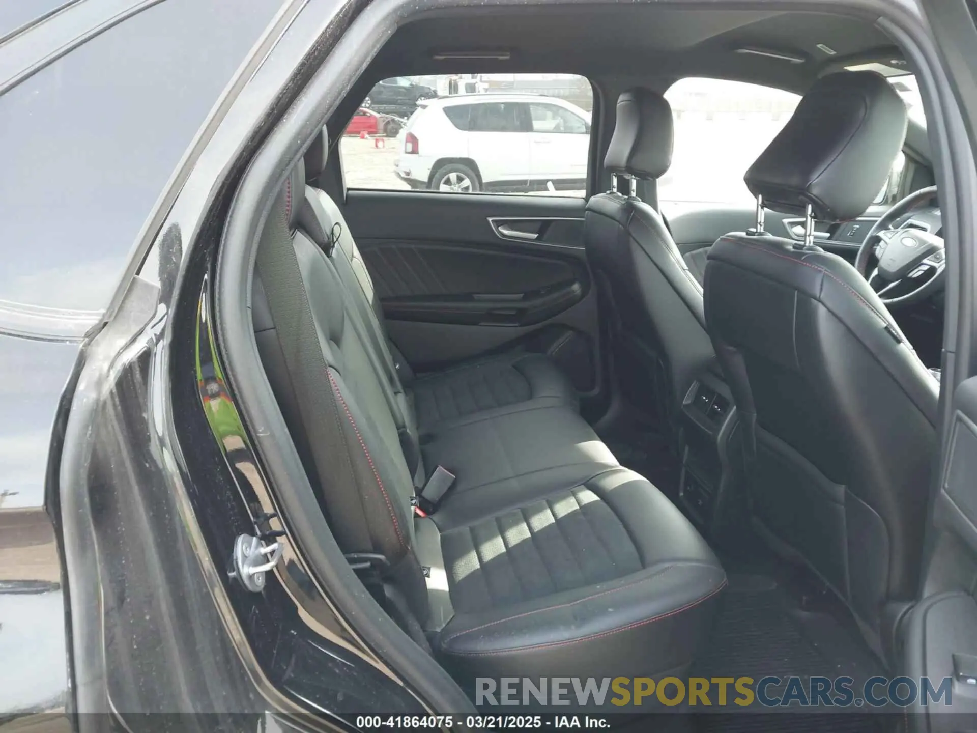 8 Photograph of a damaged car 2FMPK4J91RBA36154 FORD EDGE 2024