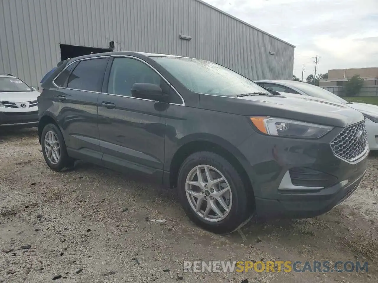 4 Photograph of a damaged car 2FMPK4J92RBA49592 FORD EDGE 2024