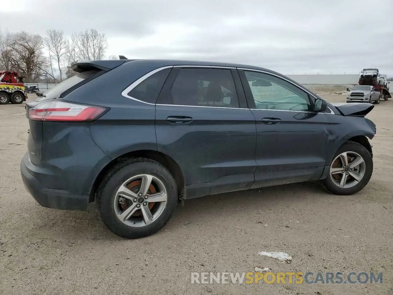 3 Photograph of a damaged car 2FMPK4J92RBA54498 FORD EDGE 2024