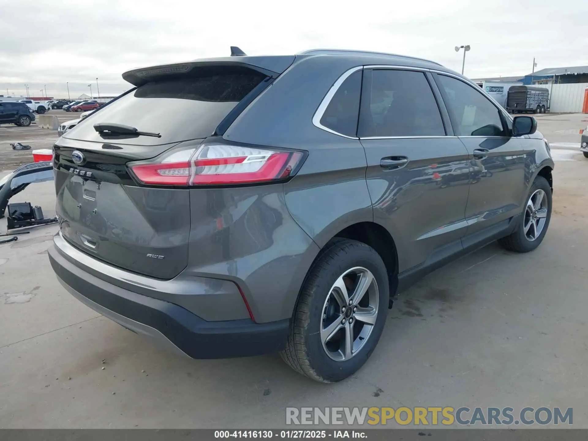4 Photograph of a damaged car 2FMPK4J92RBA91292 FORD EDGE 2024
