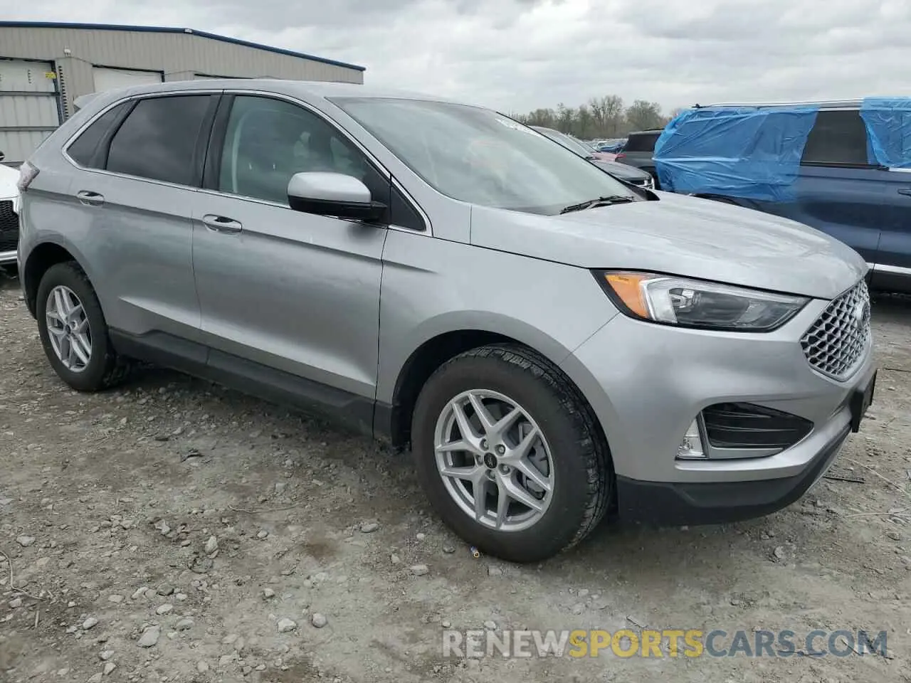 4 Photograph of a damaged car 2FMPK4J92RBB11198 FORD EDGE 2024