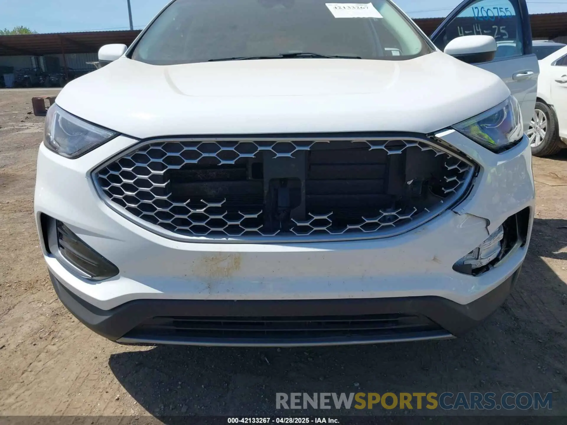 6 Photograph of a damaged car 2FMPK4J93RBA77417 FORD EDGE 2024