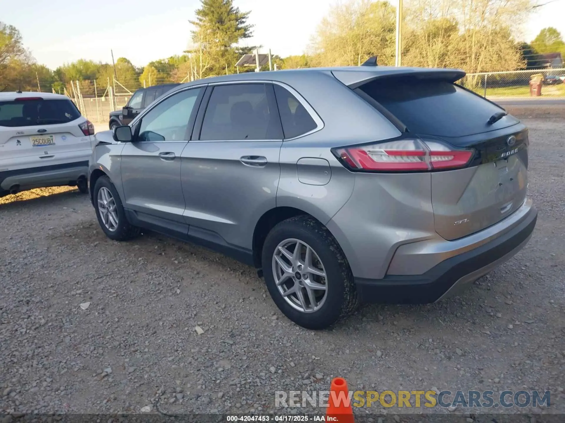 3 Фотография поврежденного автомобиля 2FMPK4J93RBA77465 FORD EDGE 2024