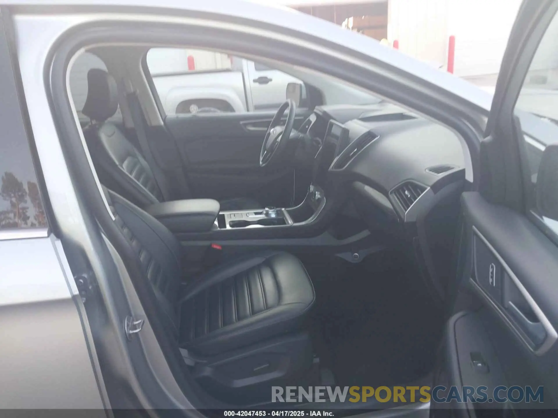 5 Фотография поврежденного автомобиля 2FMPK4J93RBA77465 FORD EDGE 2024