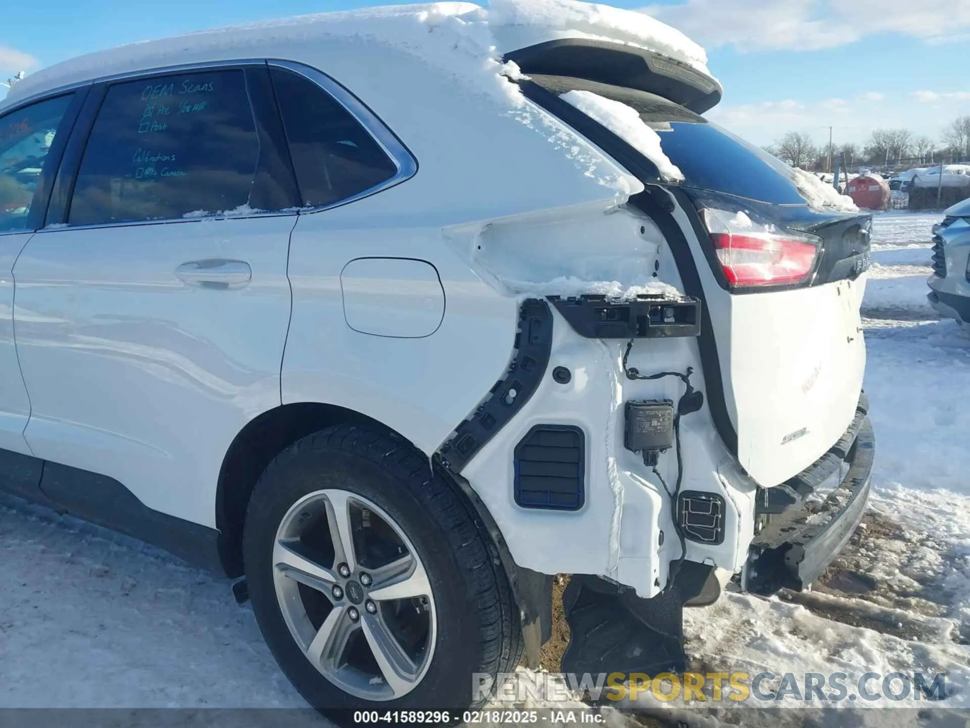 18 Фотография поврежденного автомобиля 2FMPK4J93RBB03305 FORD EDGE 2024
