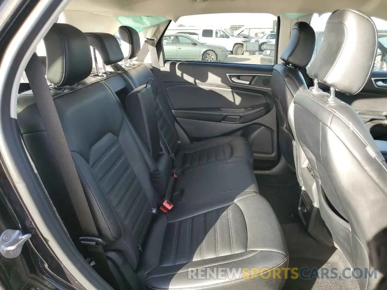 11 Photograph of a damaged car 2FMPK4J94RBA81184 FORD EDGE 2024