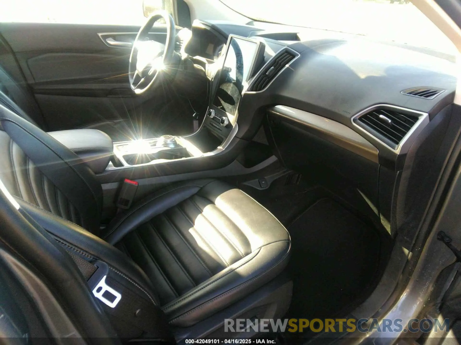 5 Photograph of a damaged car 2FMPK4J94RBA88541 FORD EDGE 2024
