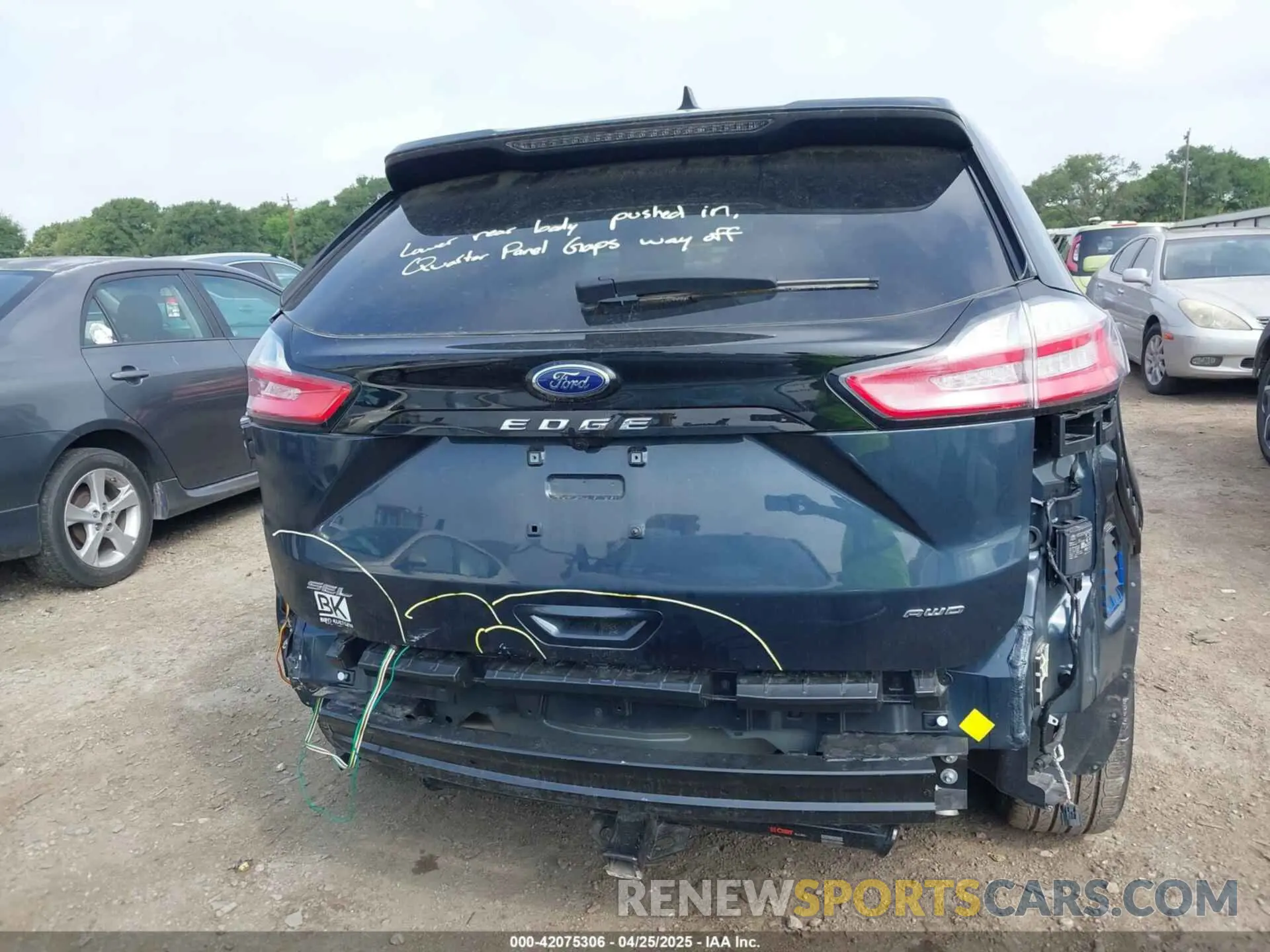 17 Фотография поврежденного автомобиля 2FMPK4J94RBB10960 FORD EDGE 2024