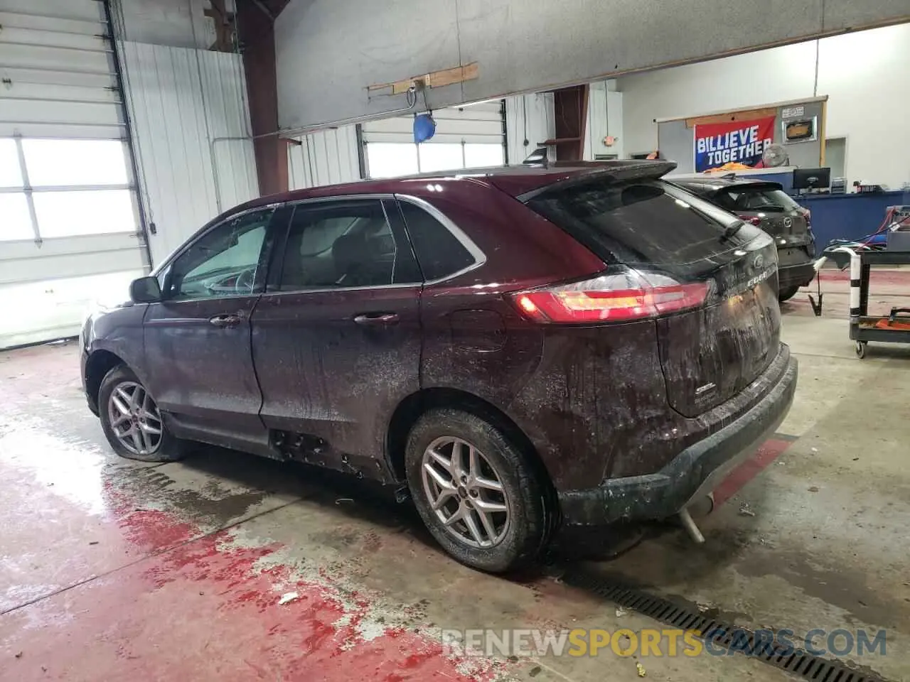 2 Photograph of a damaged car 2FMPK4J95RBA24556 FORD EDGE 2024
