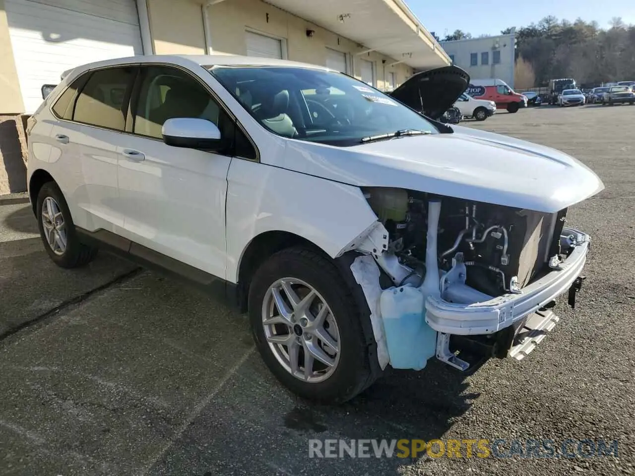 4 Photograph of a damaged car 2FMPK4J95RBA77452 FORD EDGE 2024