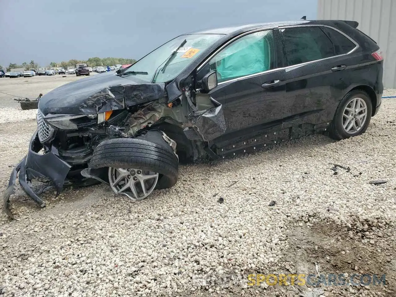 1 Photograph of a damaged car 2FMPK4J95RBA81081 FORD EDGE 2024