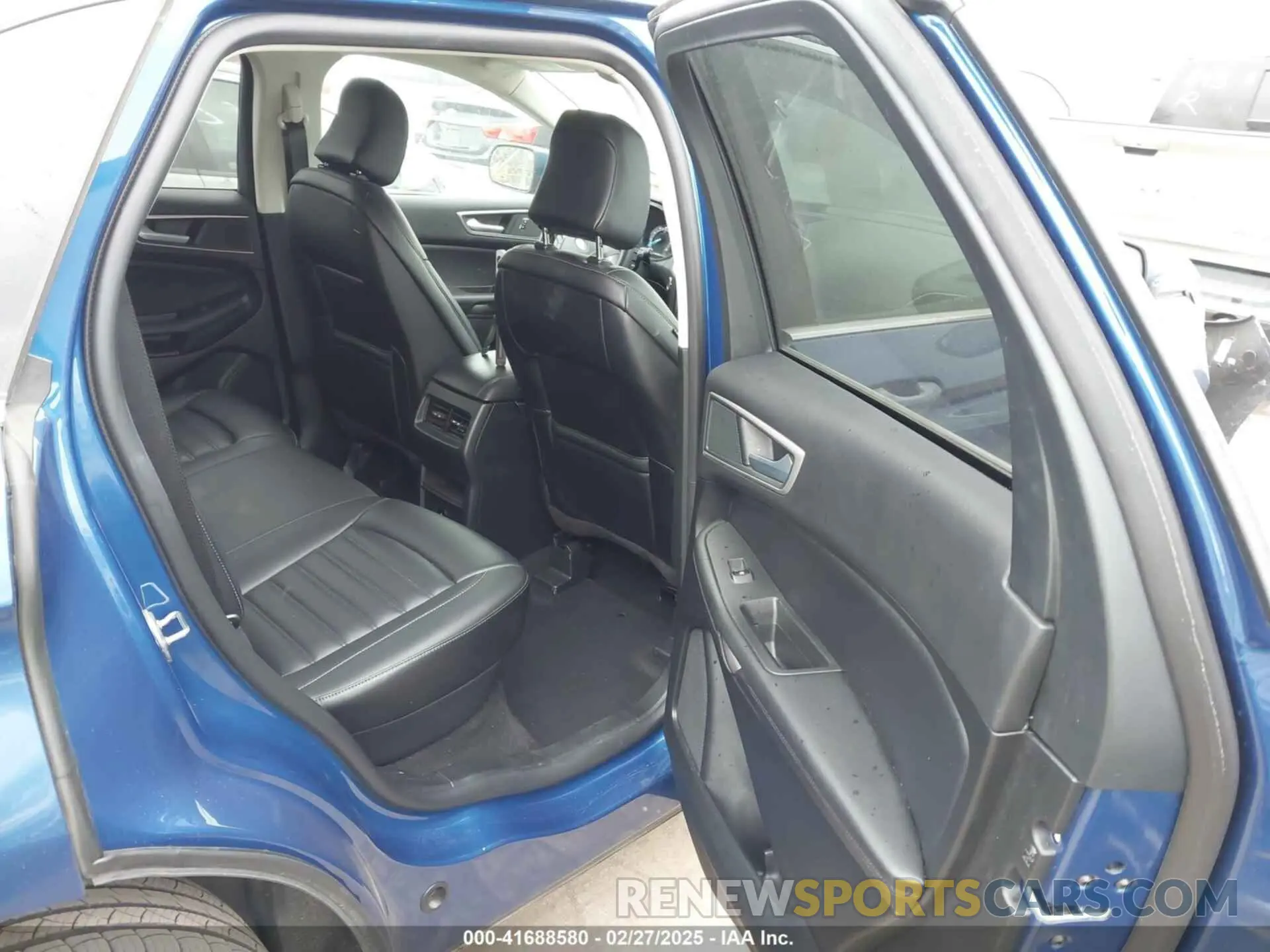8 Photograph of a damaged car 2FMPK4J95RBA98110 FORD EDGE 2024