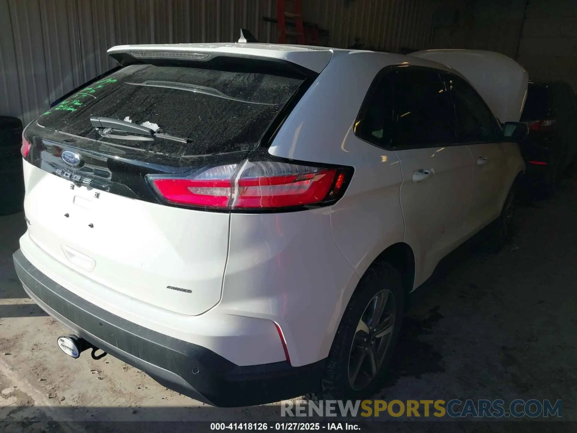 4 Photograph of a damaged car 2FMPK4J96RBA58537 FORD EDGE 2024