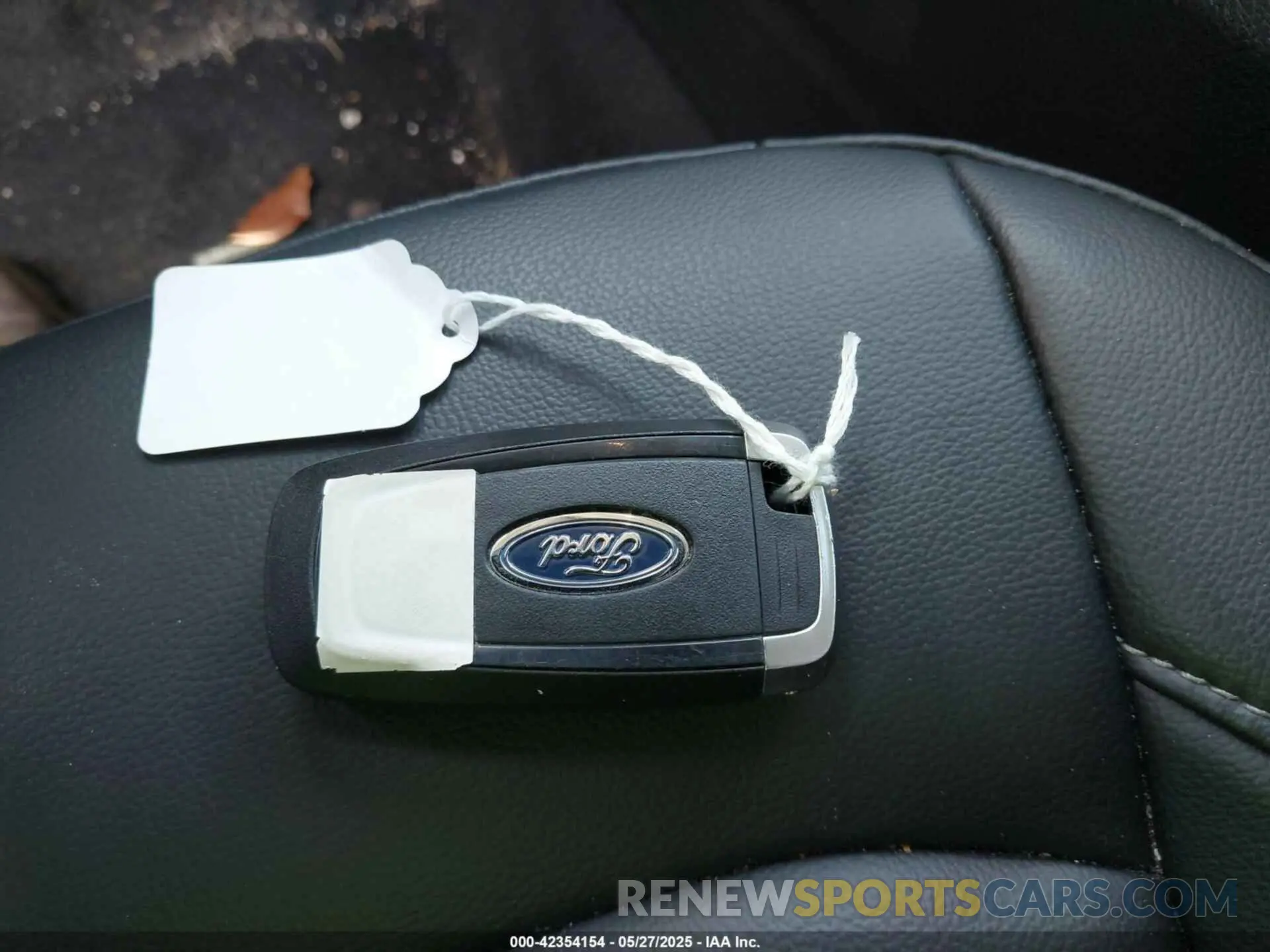 11 Photograph of a damaged car 2FMPK4J96RBA63768 FORD EDGE 2024