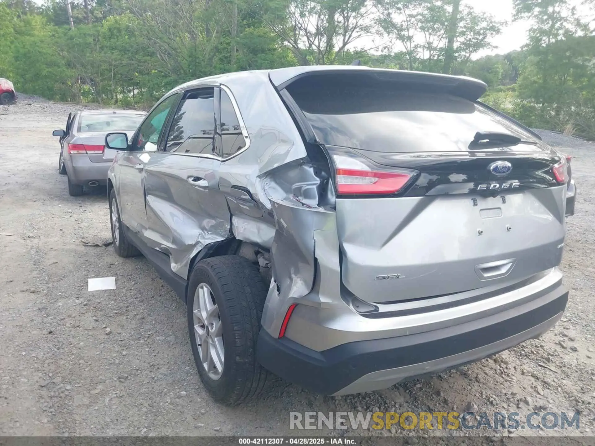 3 Фотография поврежденного автомобиля 2FMPK4J96RBA68565 FORD EDGE 2024