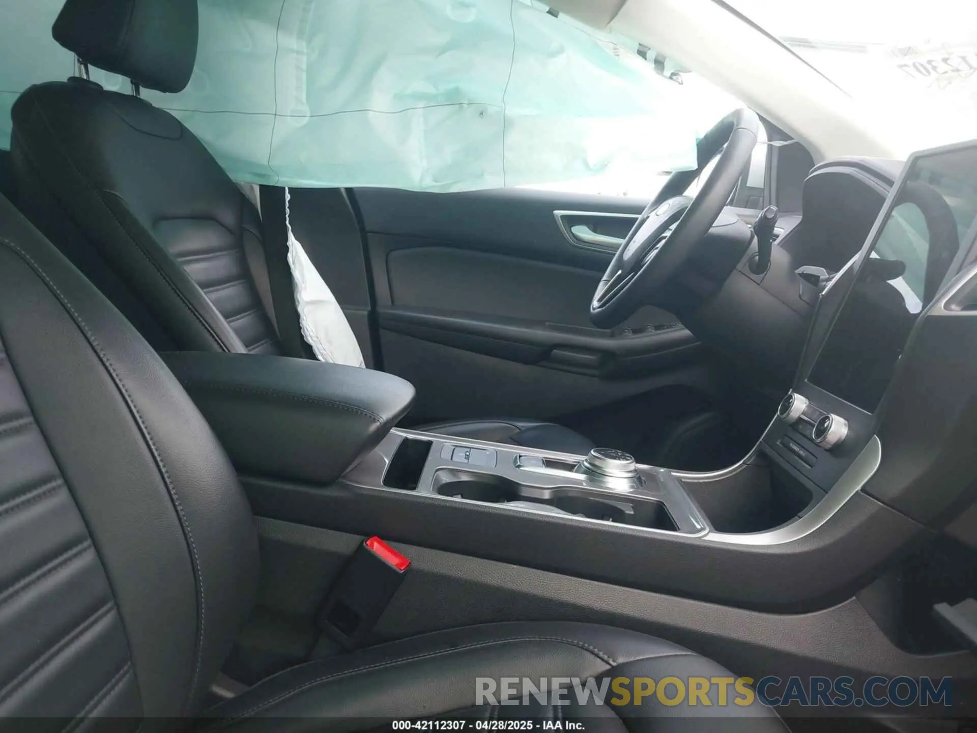 5 Фотография поврежденного автомобиля 2FMPK4J96RBA68565 FORD EDGE 2024