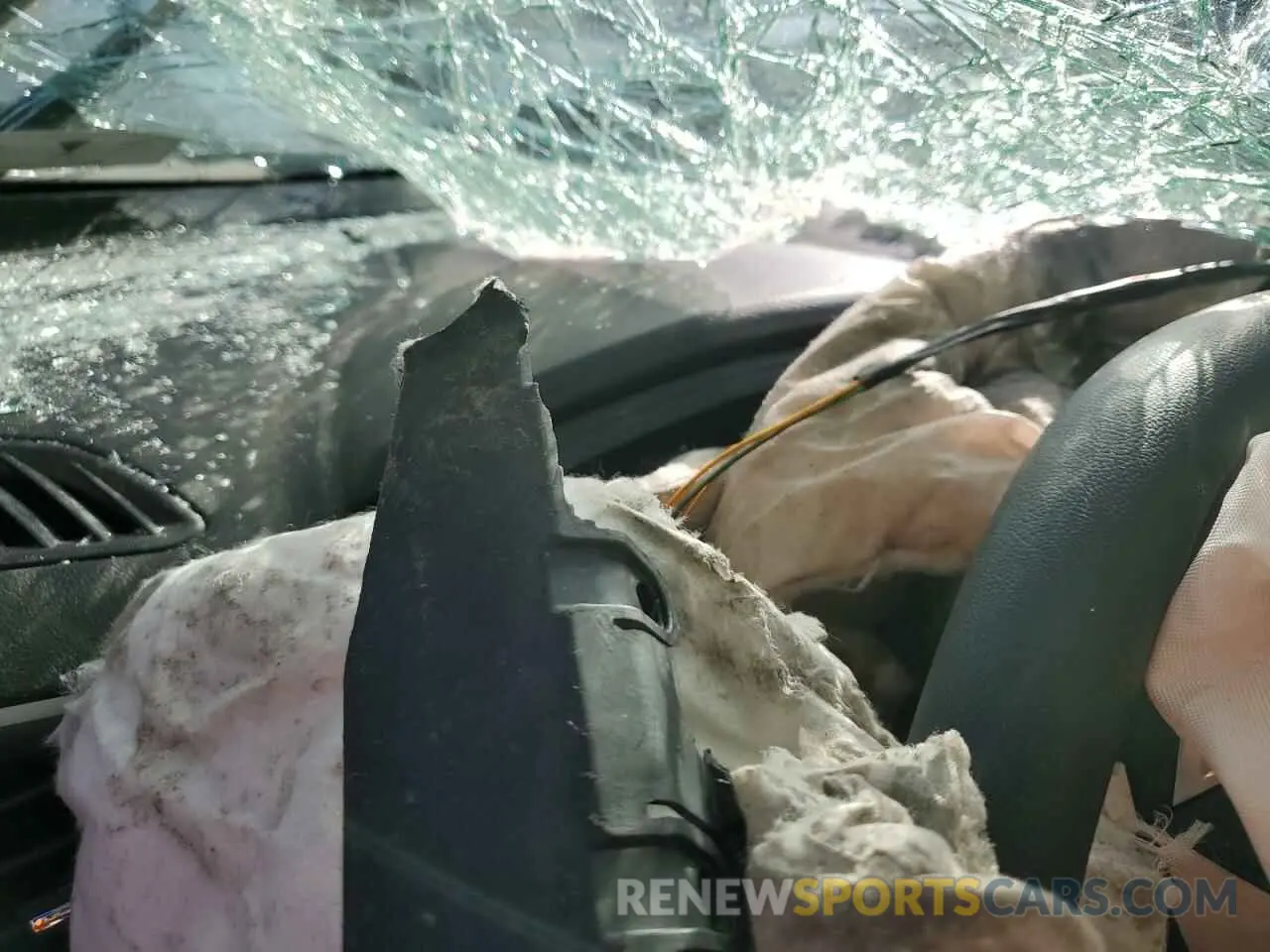 9 Photograph of a damaged car 2FMPK4J97RBA27846 FORD EDGE 2024