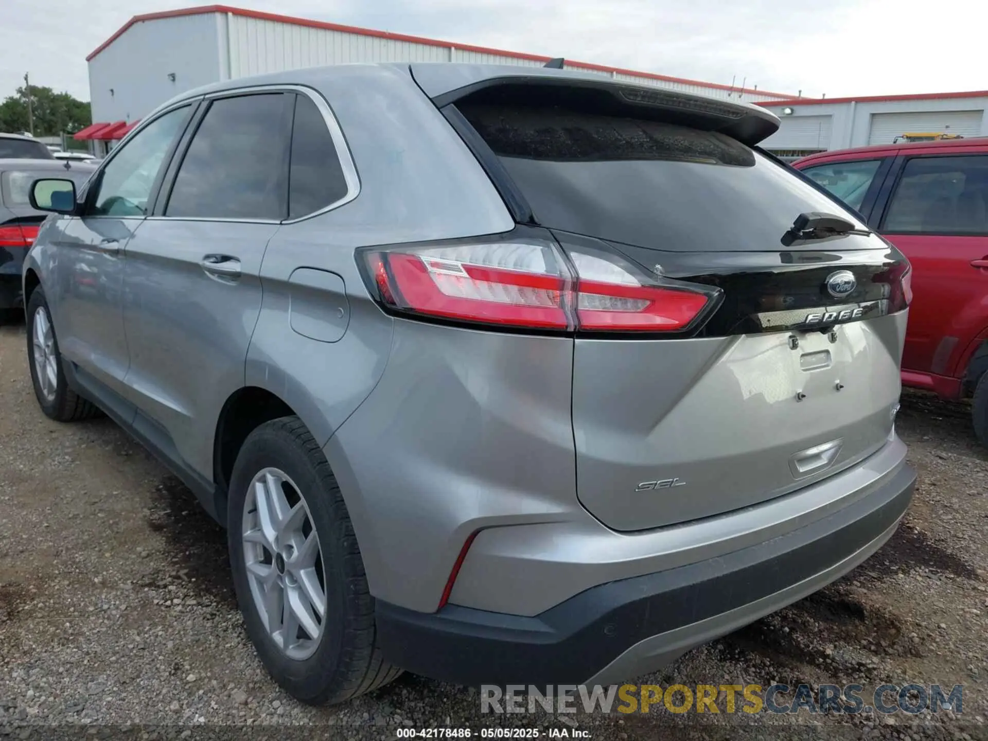 3 Photograph of a damaged car 2FMPK4J97RBA47529 FORD EDGE 2024