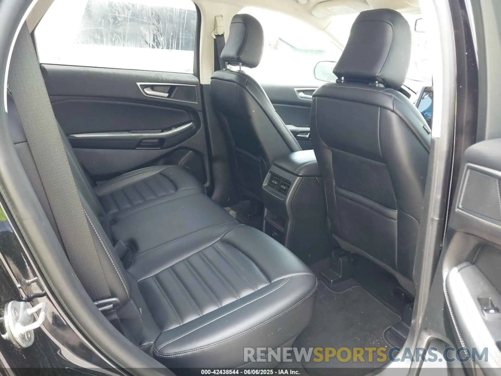 8 Фотография поврежденного автомобиля 2FMPK4J97RBA94298 FORD EDGE 2024