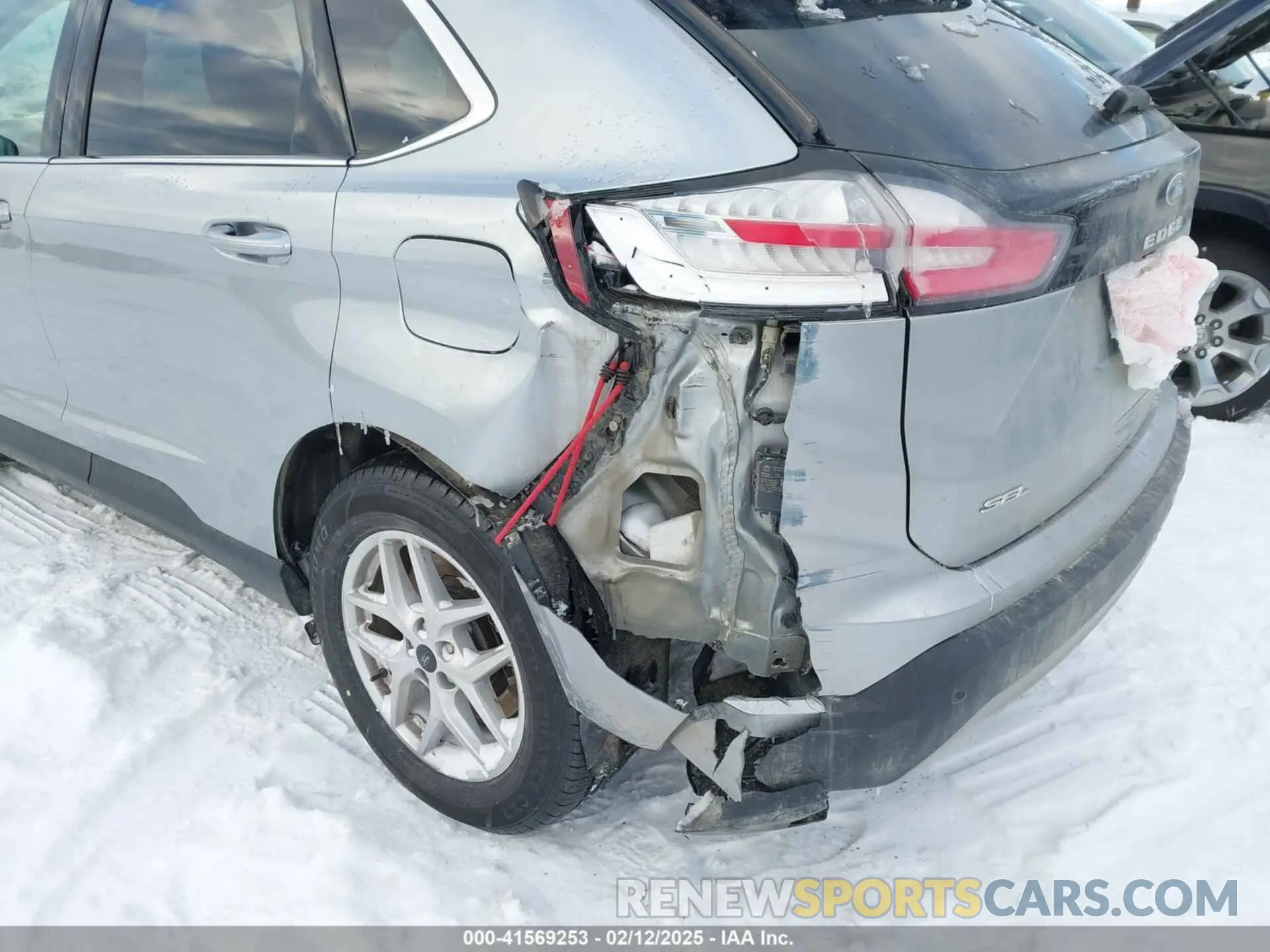 6 Photograph of a damaged car 2FMPK4J97RBA97170 FORD EDGE 2024
