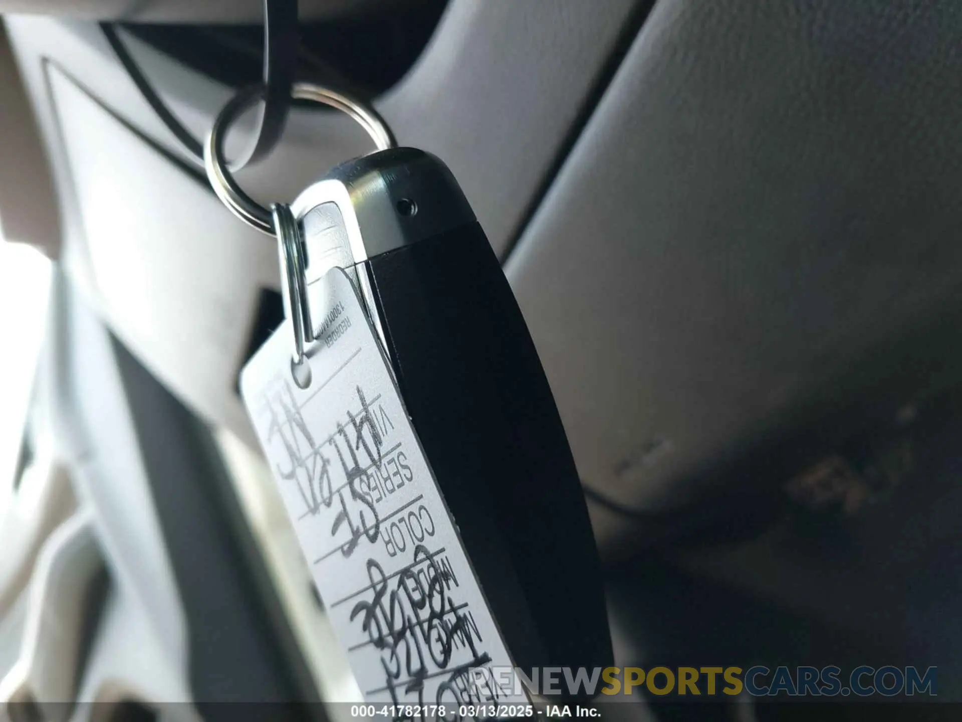 11 Photograph of a damaged car 2FMPK4J98RBA07167 FORD EDGE 2024