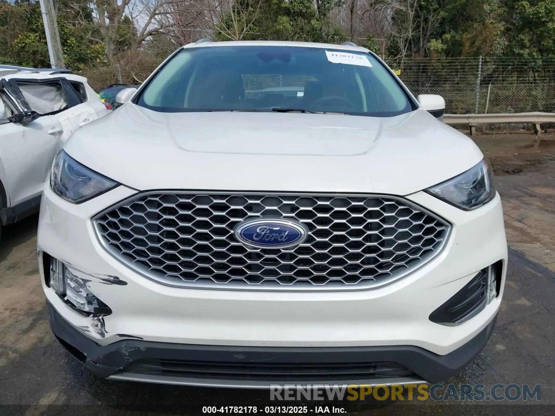12 Photograph of a damaged car 2FMPK4J98RBA07167 FORD EDGE 2024