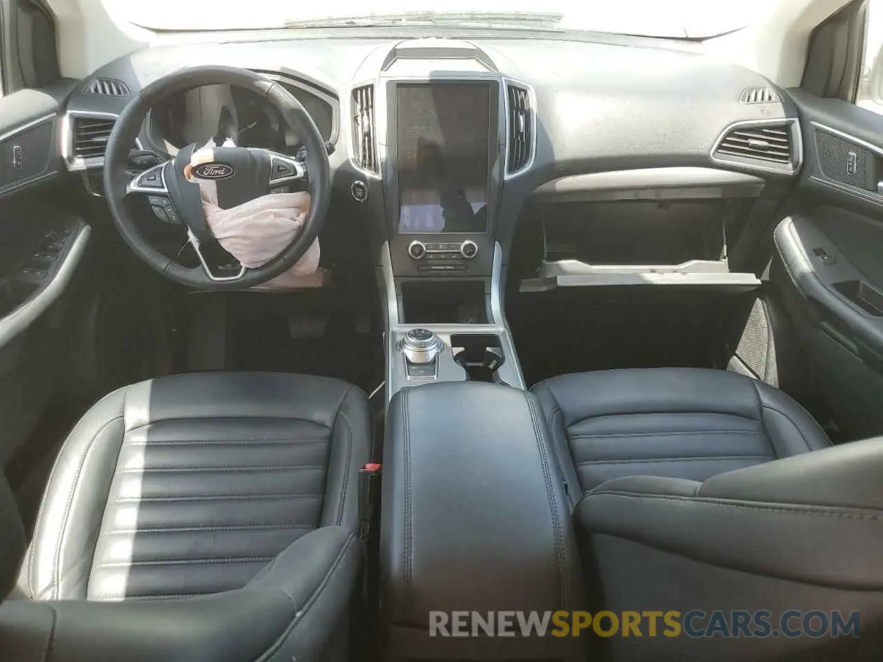 8 Фотография поврежденного автомобиля 2FMPK4J98RBA52495 FORD EDGE 2024