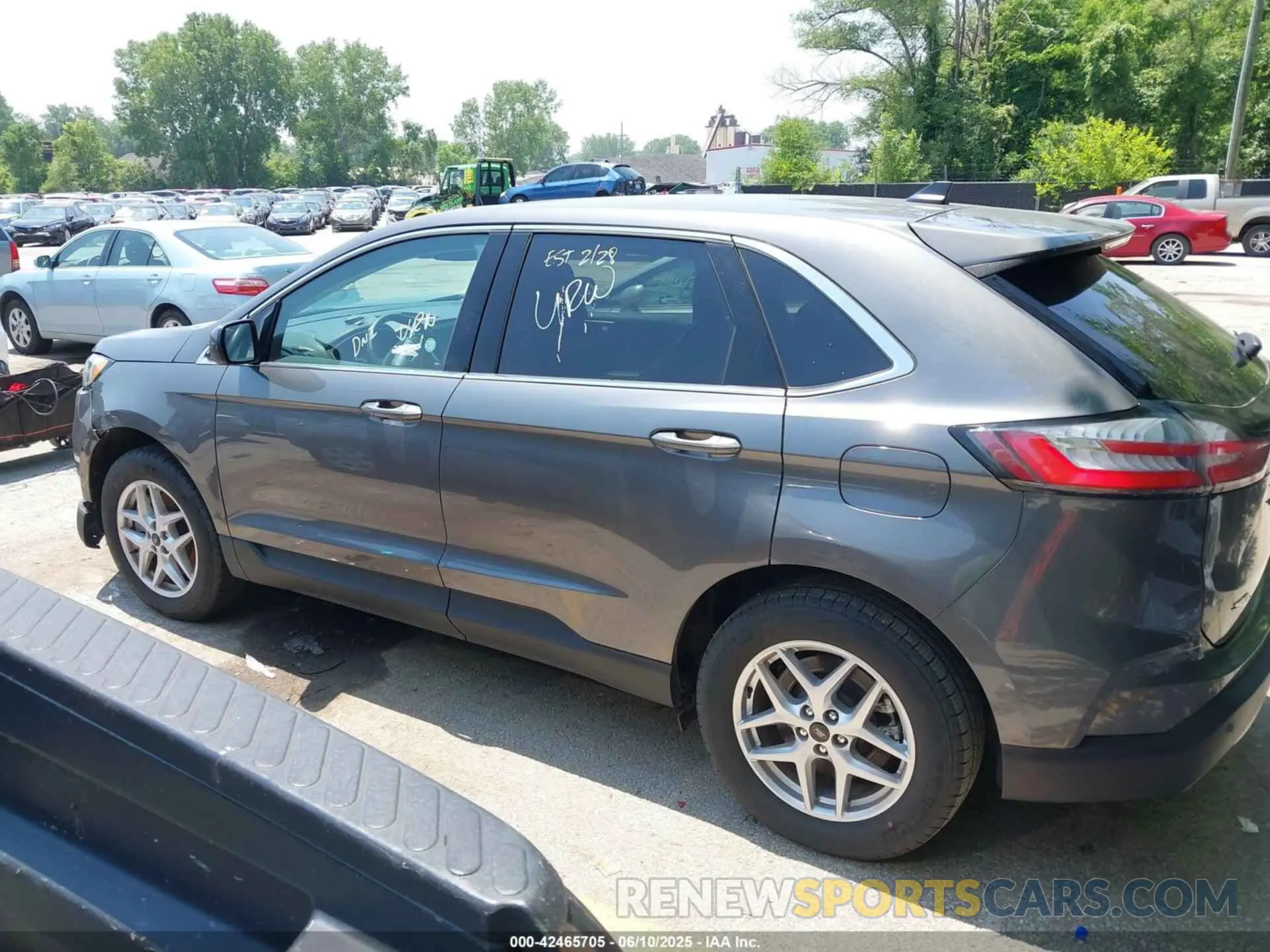 15 Photograph of a damaged car 2FMPK4J98RBA88719 FORD EDGE 2024