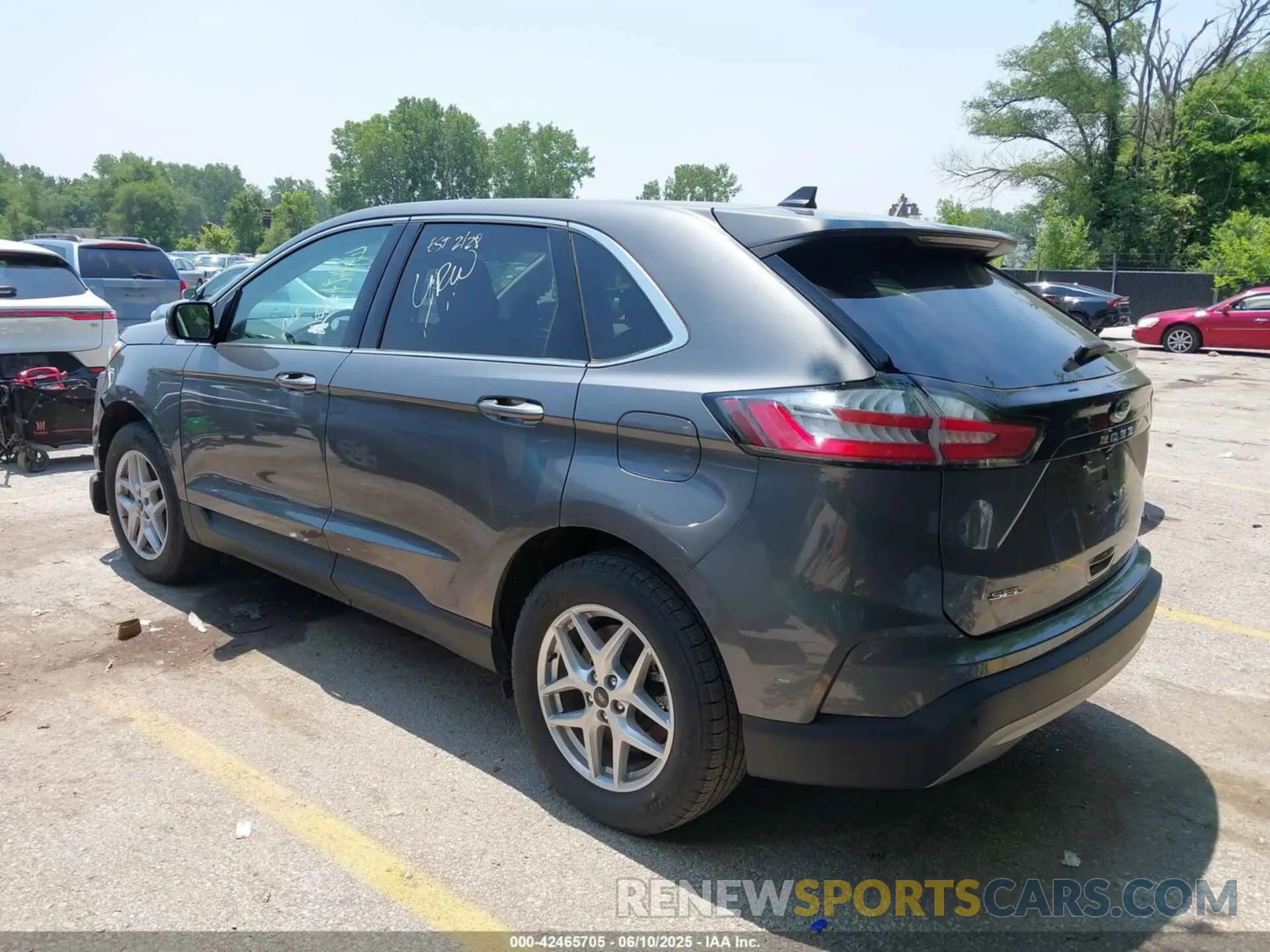 3 Photograph of a damaged car 2FMPK4J98RBA88719 FORD EDGE 2024