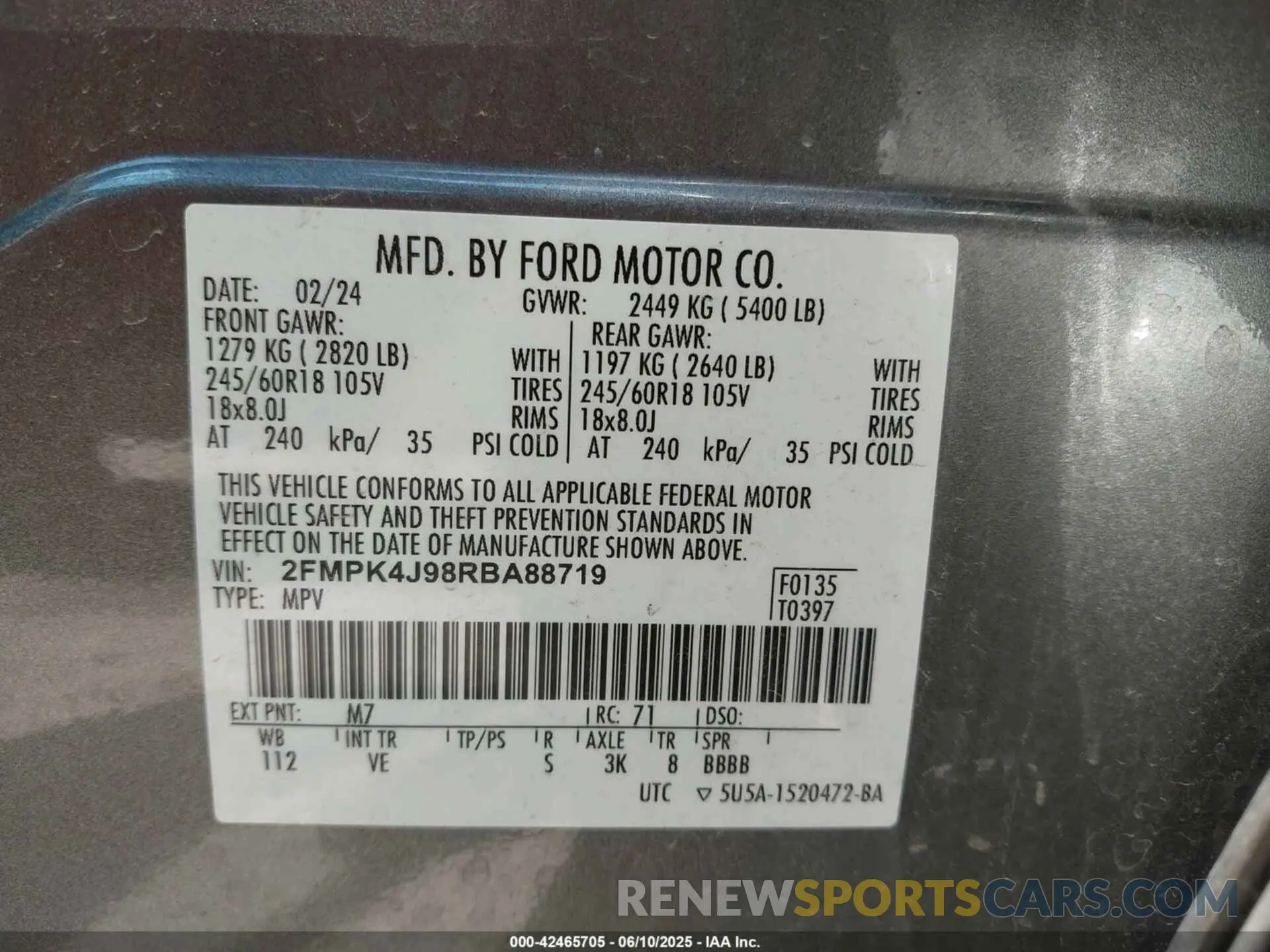 9 Photograph of a damaged car 2FMPK4J98RBA88719 FORD EDGE 2024