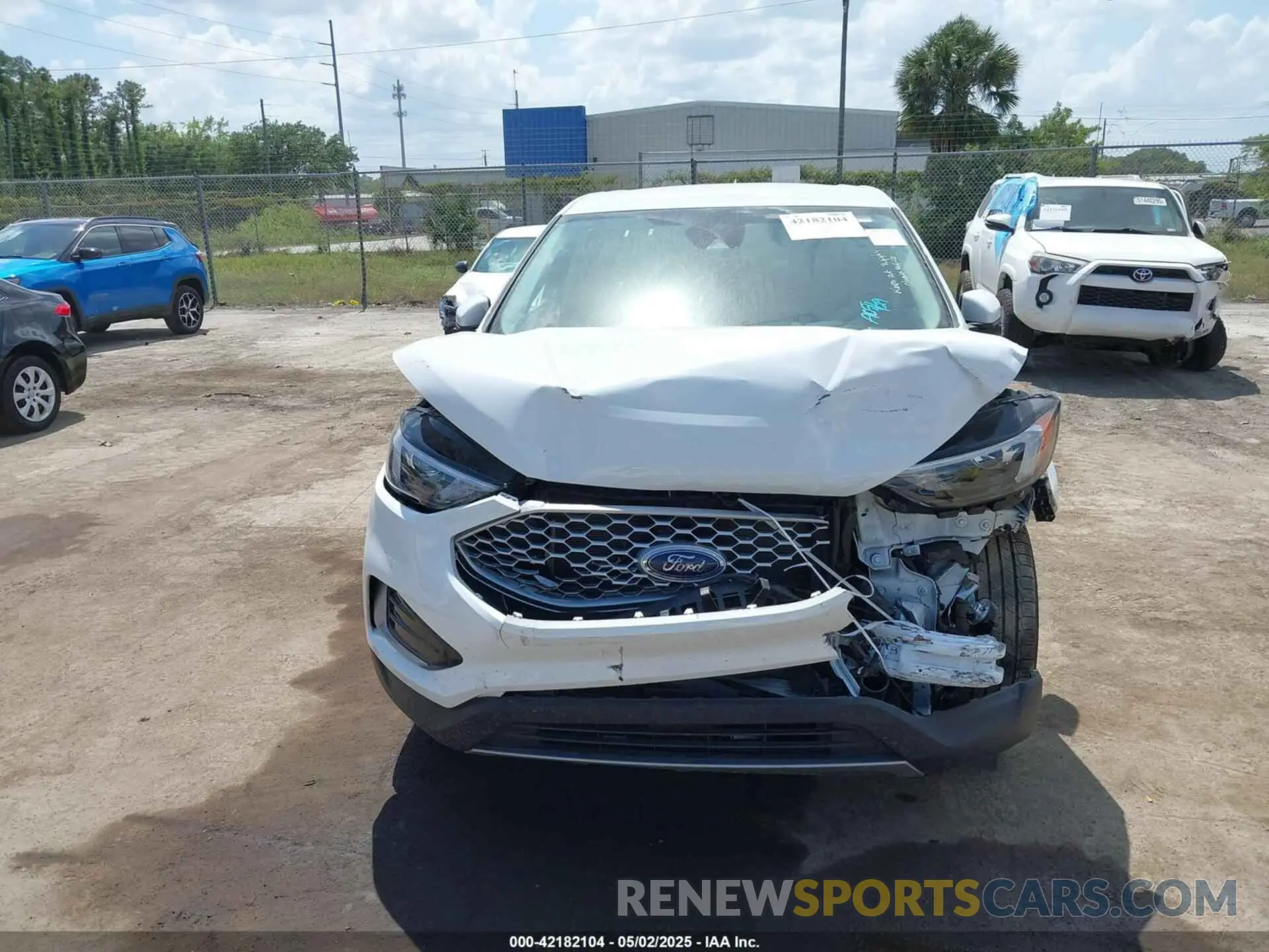 12 Photograph of a damaged car 2FMPK4J98RBA94035 FORD EDGE 2024